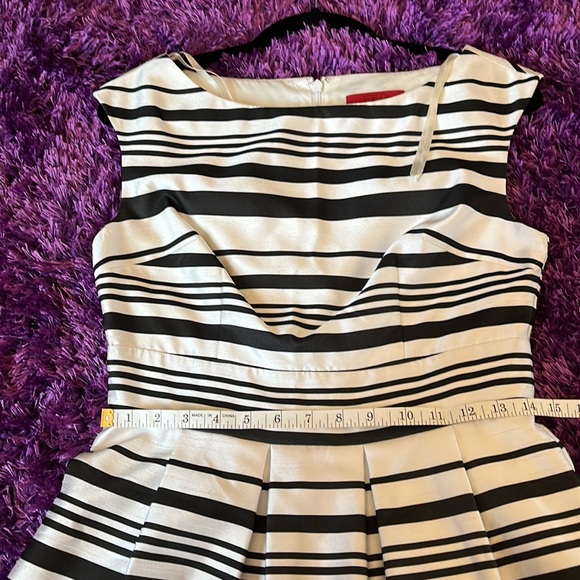 NWT Saks 5th Avenue Striped Dress - Picture 5 of 5
